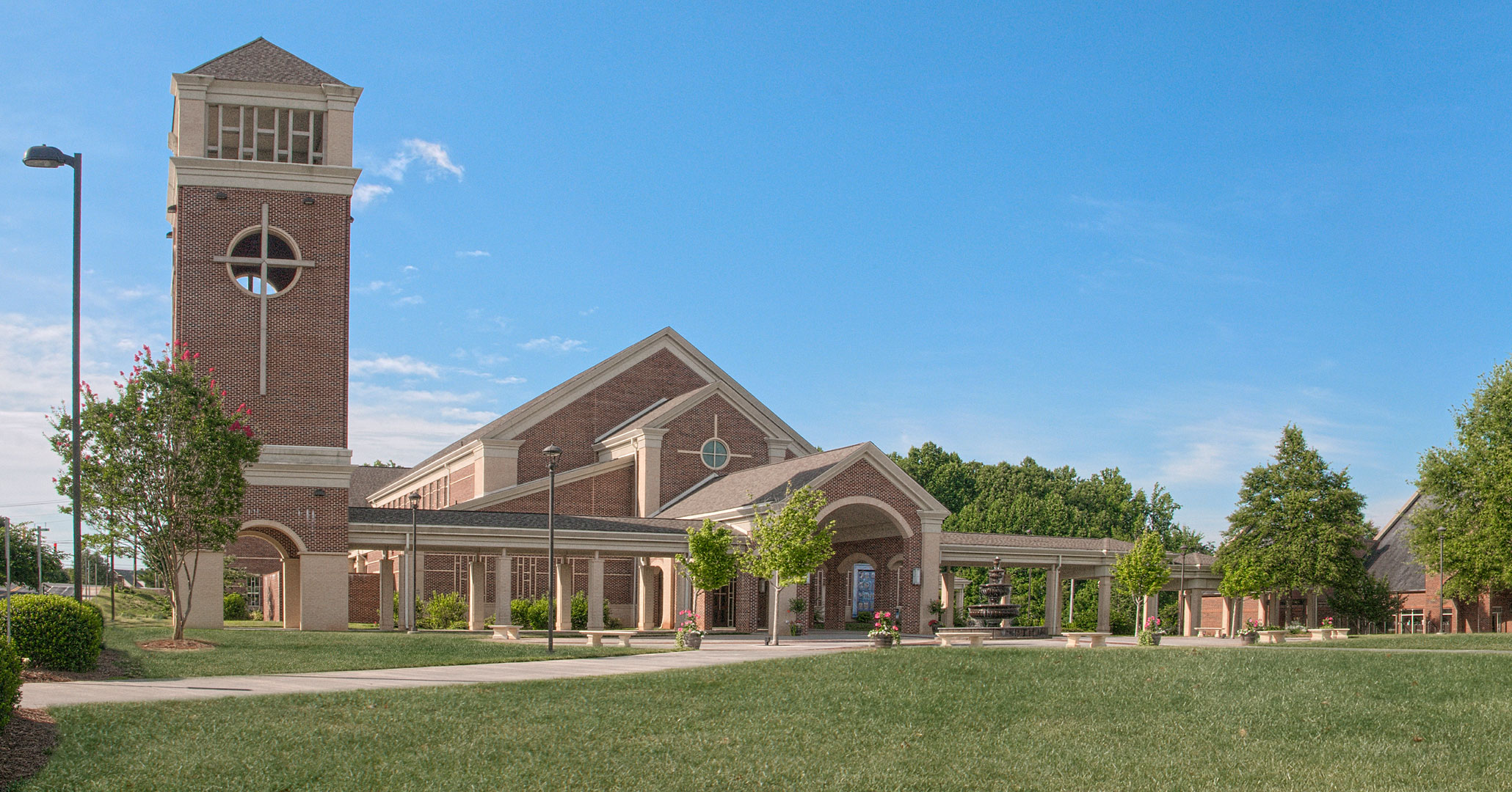 Boudreaux architects worked with St. Mark Catholic Church to design a new church.